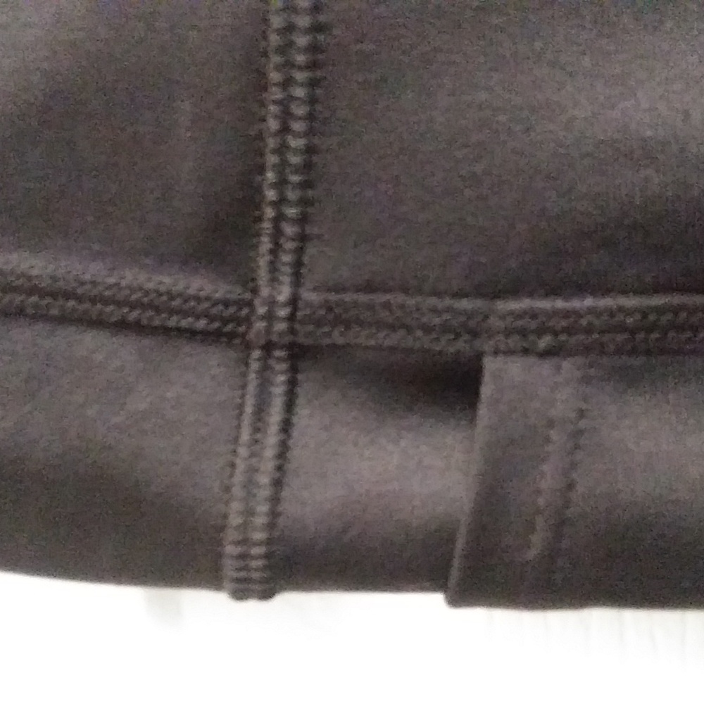 Black, Under Armour Compression Legging - Picture 3 of 5